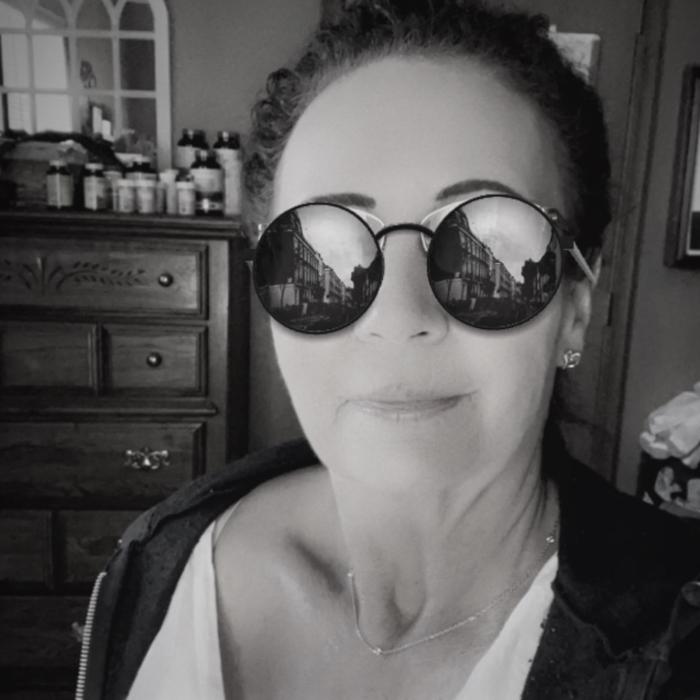 Meet your Posher, Maria
